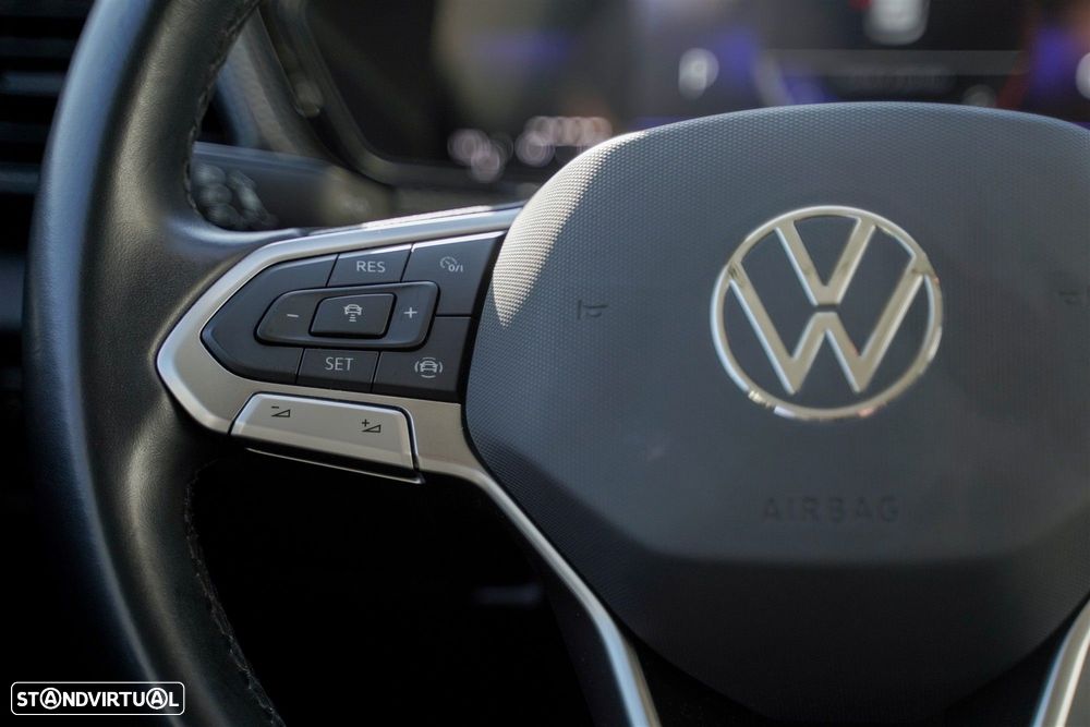 VW T-Cross 1.0 TSI BlackStyle DSG - 21