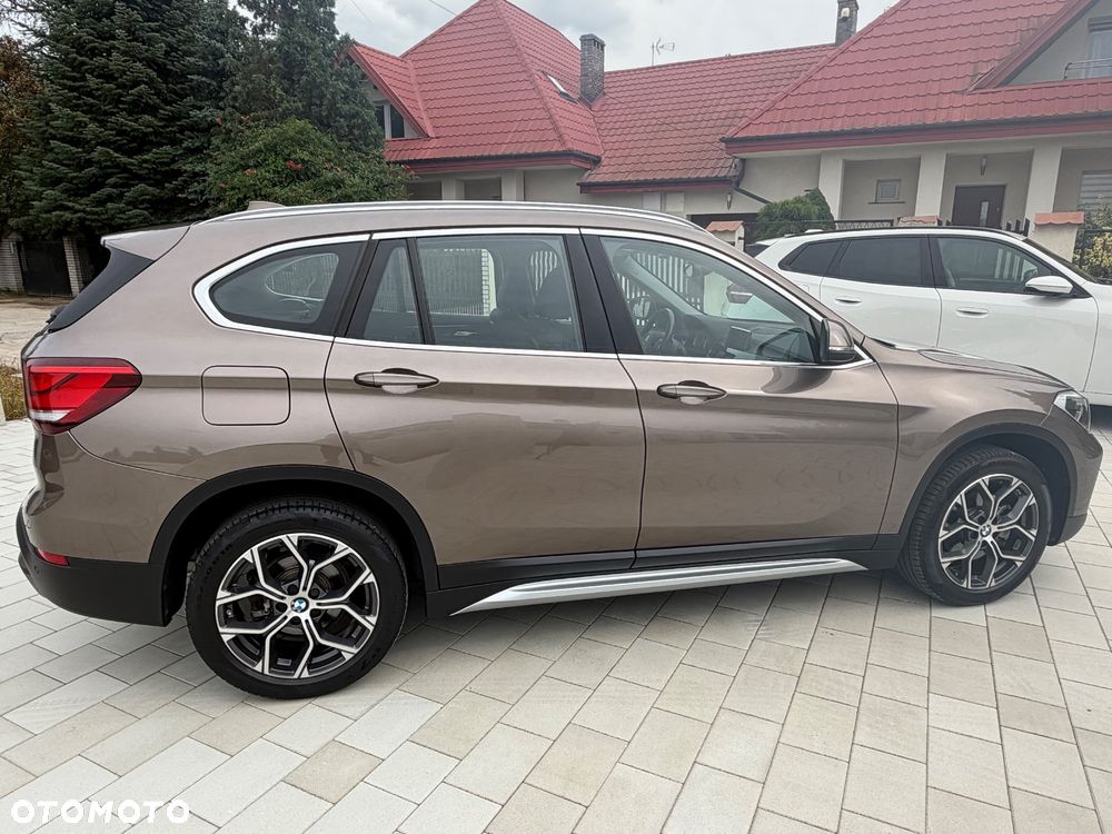 BMW X1 sDrive18i xLine - 3