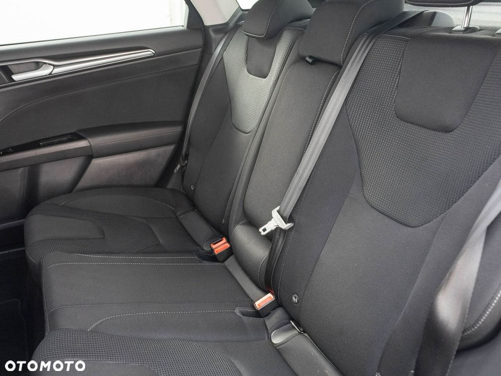 Ford Mondeo 2.0 EcoBlue Titanium AWD - 28