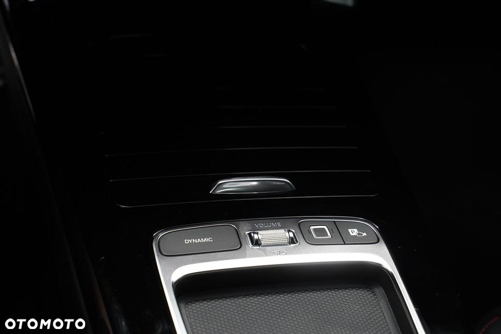 Mercedes-Benz CLA 200 mHEV AMG Line 7G-DCT - 18