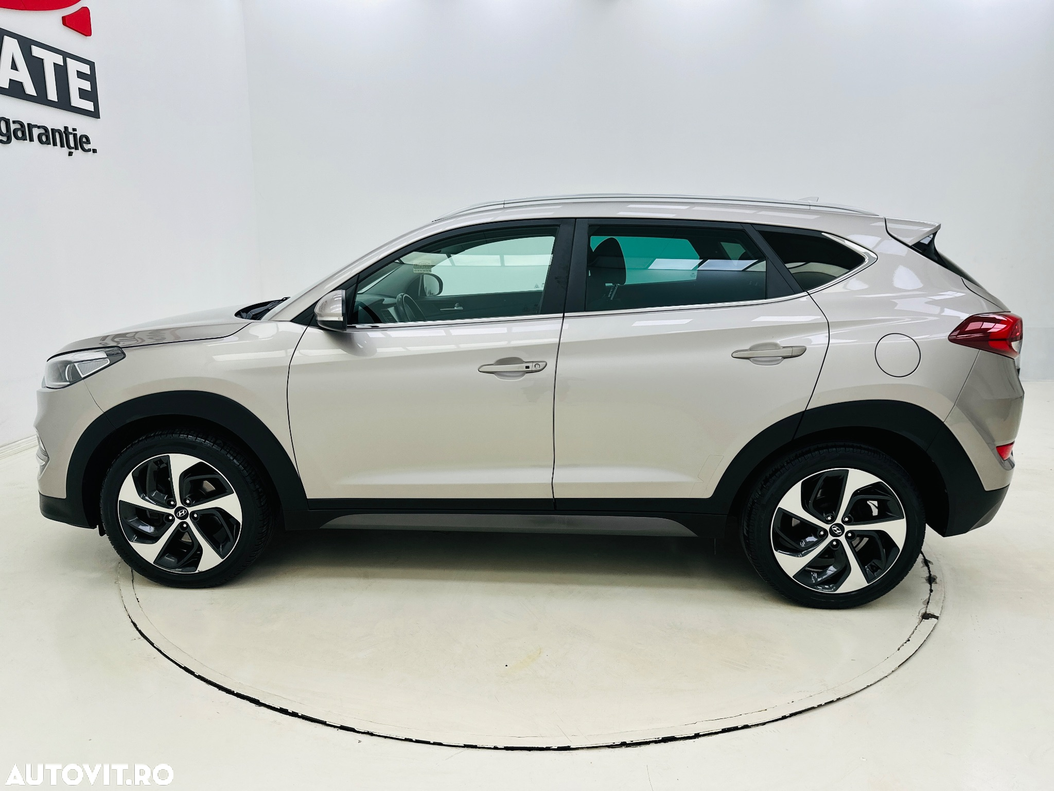 Hyundai Tucson - 11