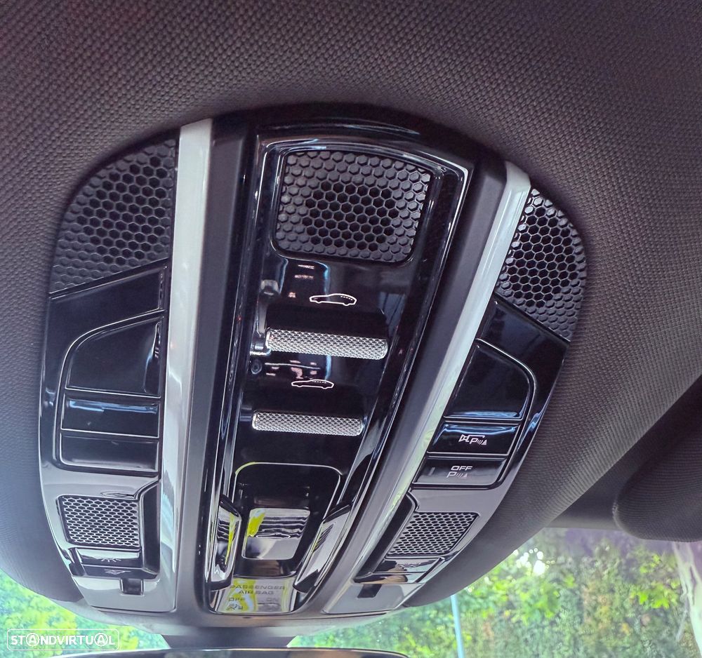 Porsche Panamera Sport Turismo 4S E-Hybrid - 30