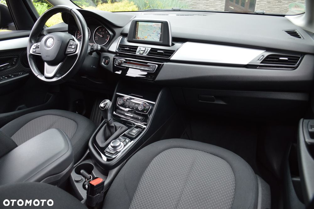 BMW Seria 2 216d Active Tourer - 22