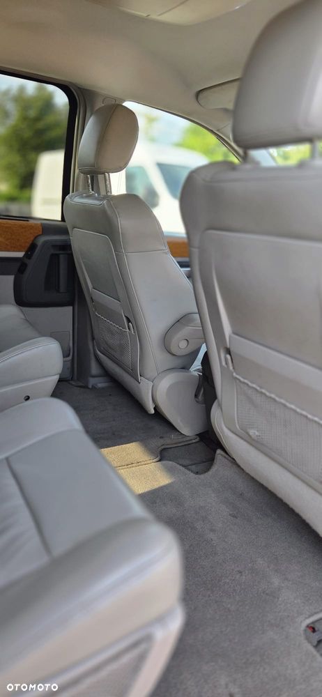 Chrysler Town & Country 4.0 Limited - 15