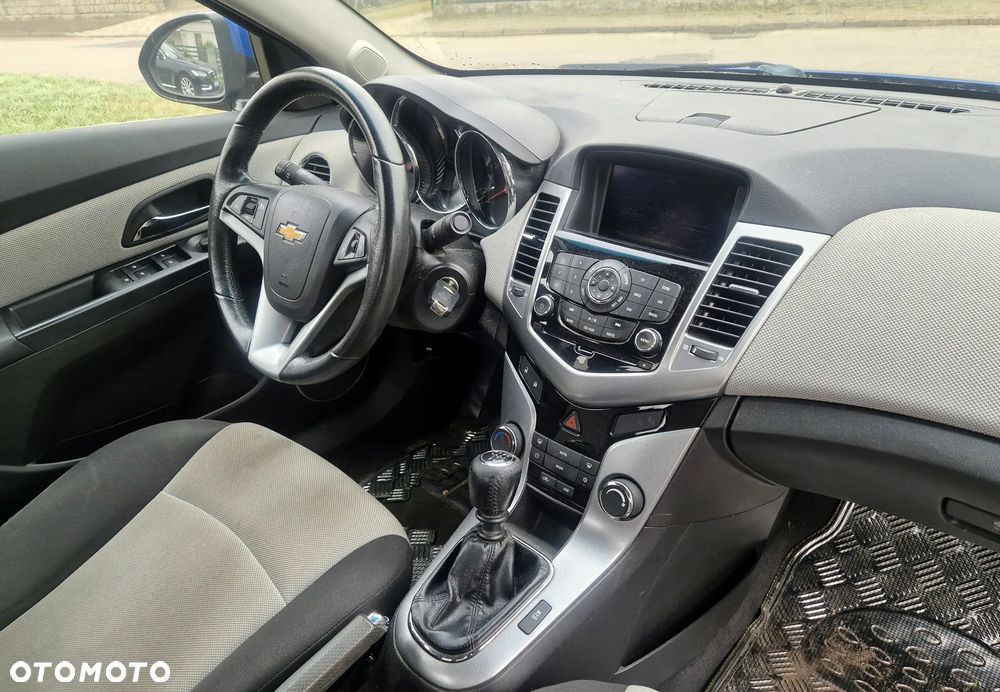 Chevrolet Cruze 1.8 LTZ - 7