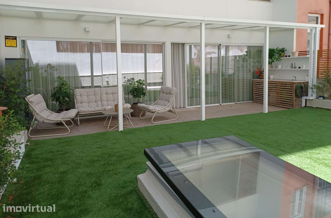 Apartamento T3 com jardim privativo e anexo independente em Lisboa - Grande imagem: 2/30