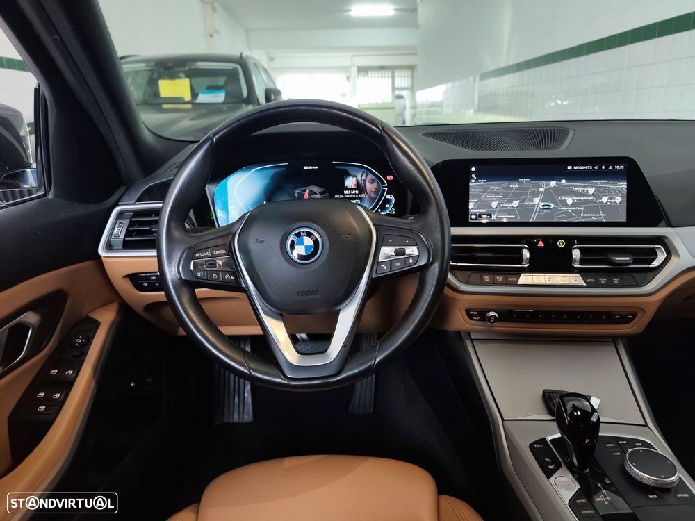 BMW 330 e Corporate Edition Auto - 12