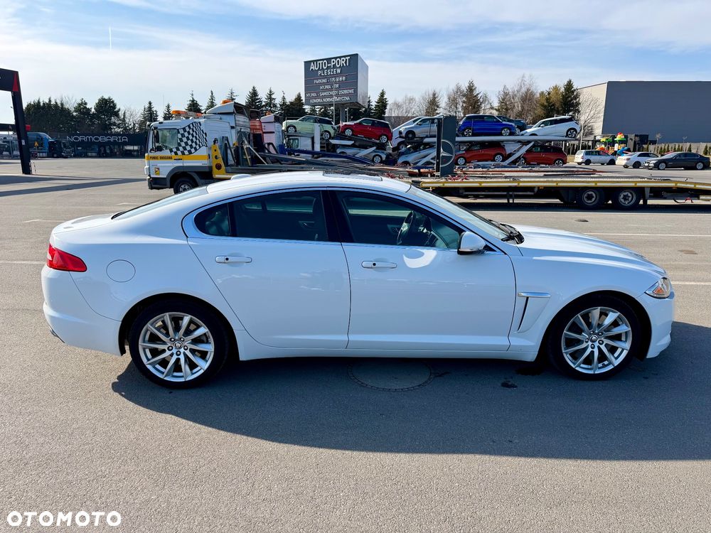 Jaguar XF 5.0 V8 Luxury - 6