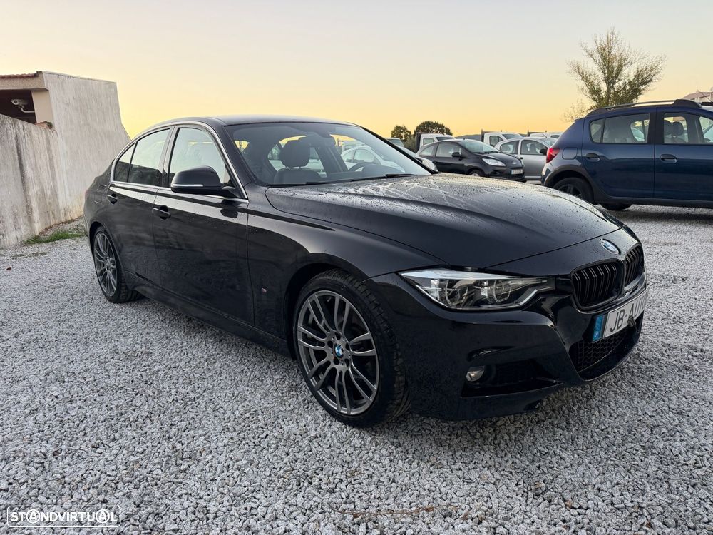 BMW 330 e iPerformance Pack M - 3