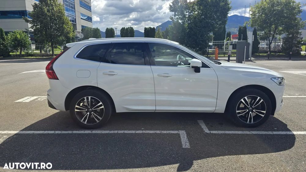 Volvo XC 60 D4 AWD Geartronic Momentum - 22