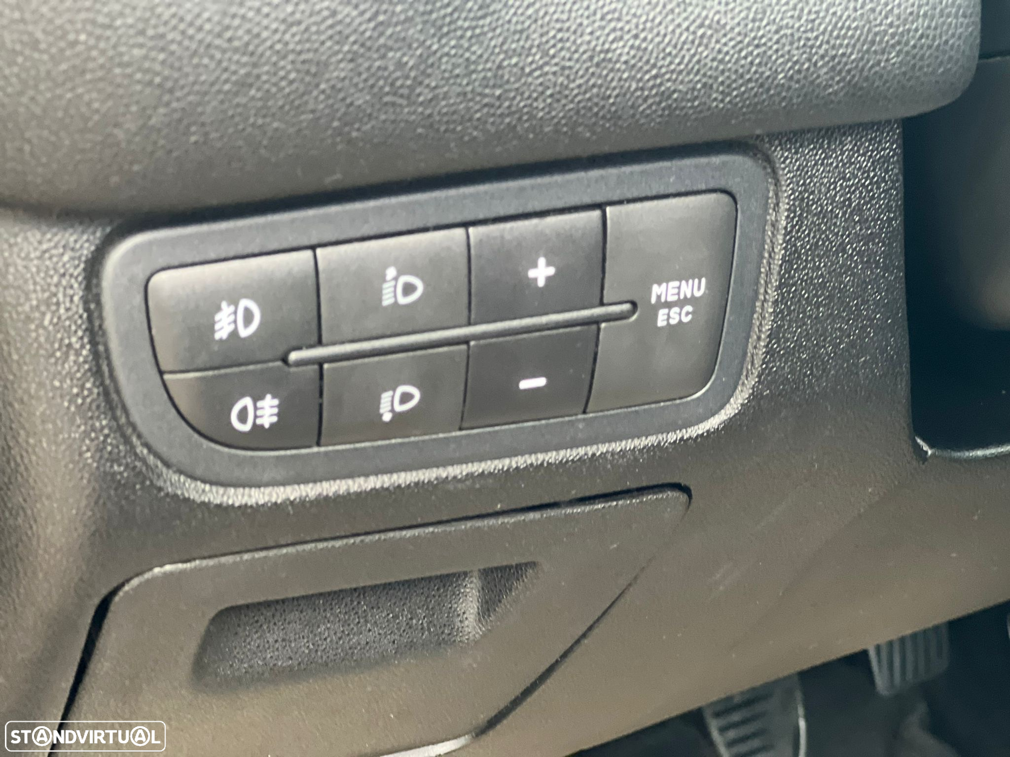 Fiat Punto 1.4 Lounge GPL - 8