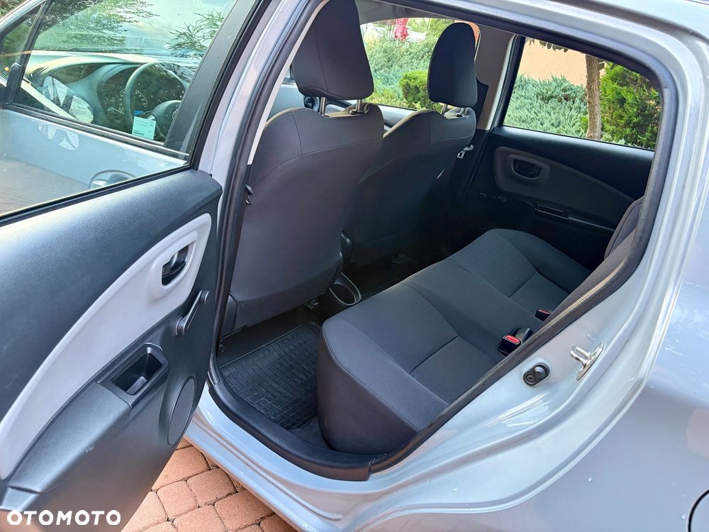 Toyota Yaris 1.0 Active - 10