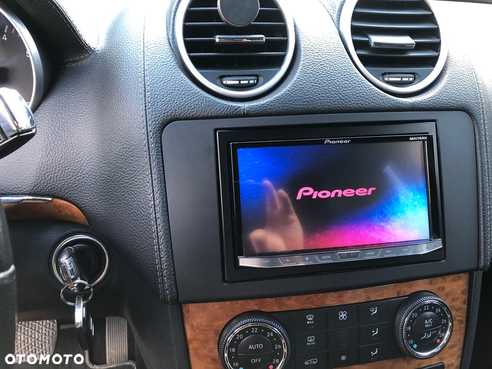 Mercedes-Benz GL 450 4Matic 7G-TRONIC - 3