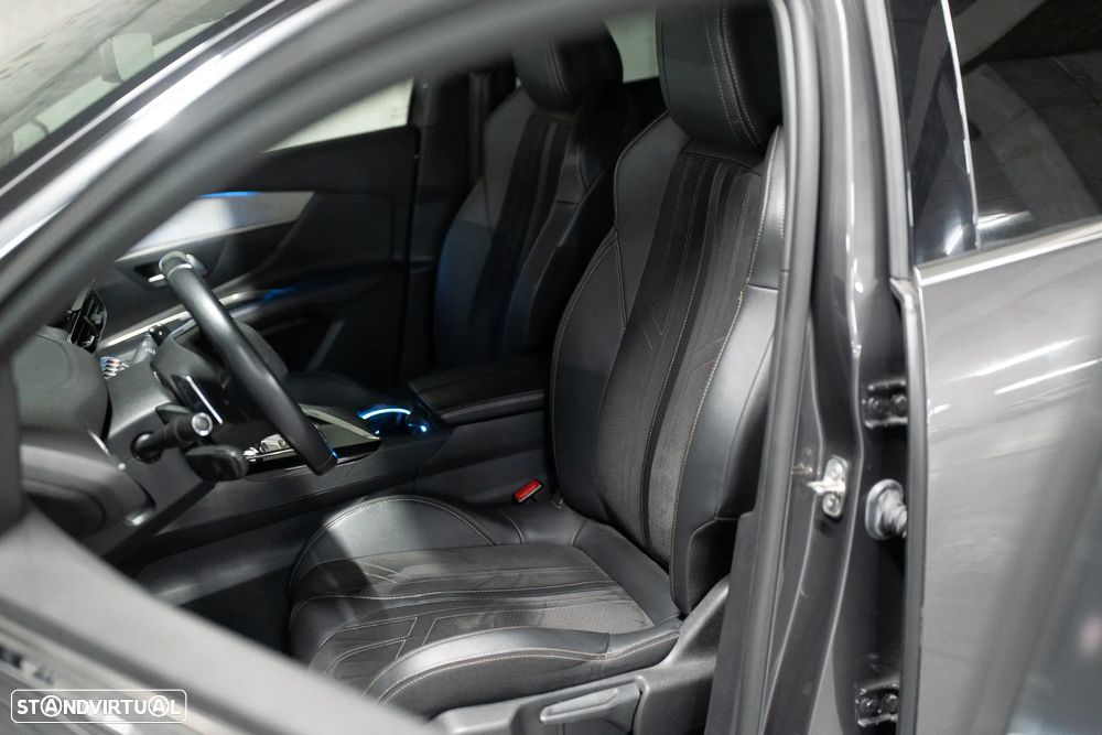 Peugeot 3008 1.5 BlueHDi GT Line EAT8 - 41