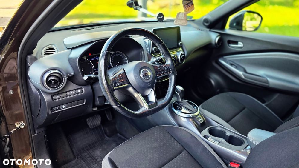 Nissan Juke 1.0 DIG-T N-Connecta DCT - 3