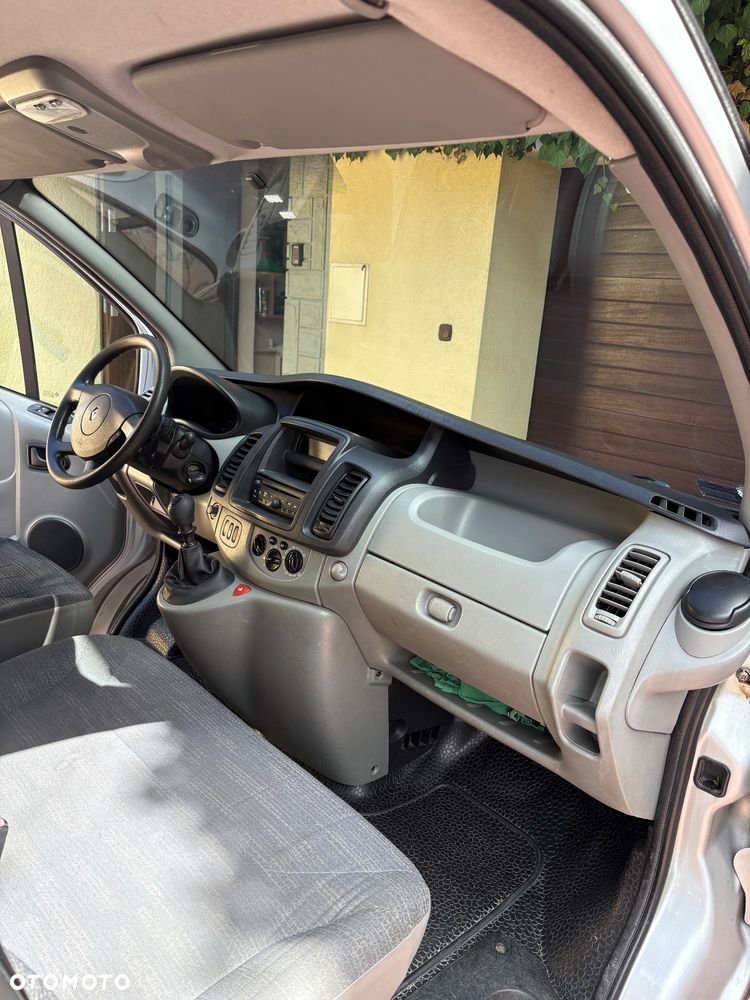 Renault Traffic 2.0 DCI - 16