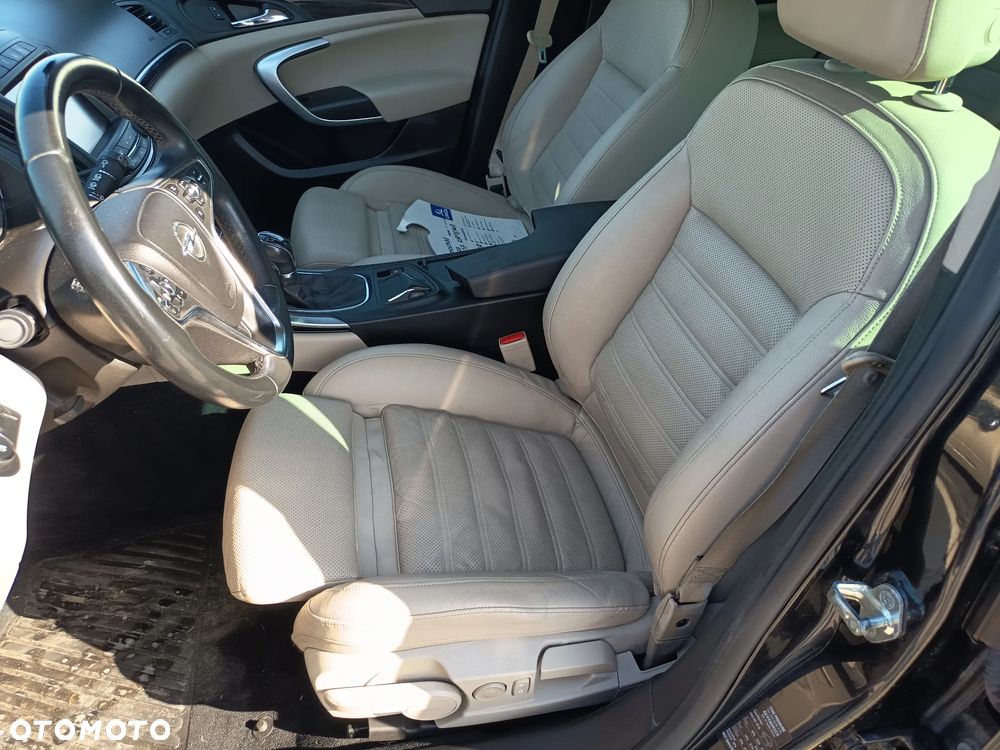 Opel Insignia - 12