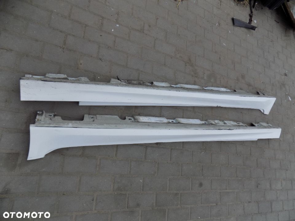 BMW F10 F11 NAKŁADKI PROGOWE MPAKIET BIAŁE LEWA PRAWA - 1