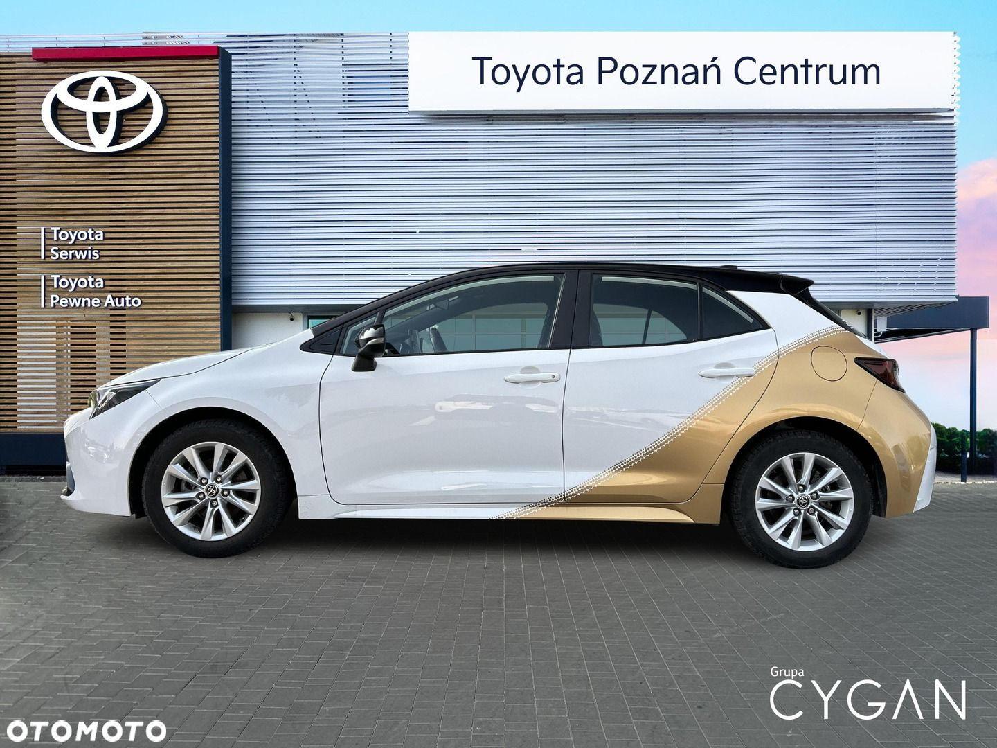 Toyota Corolla 1.8 Hybrid Comfort - 2
