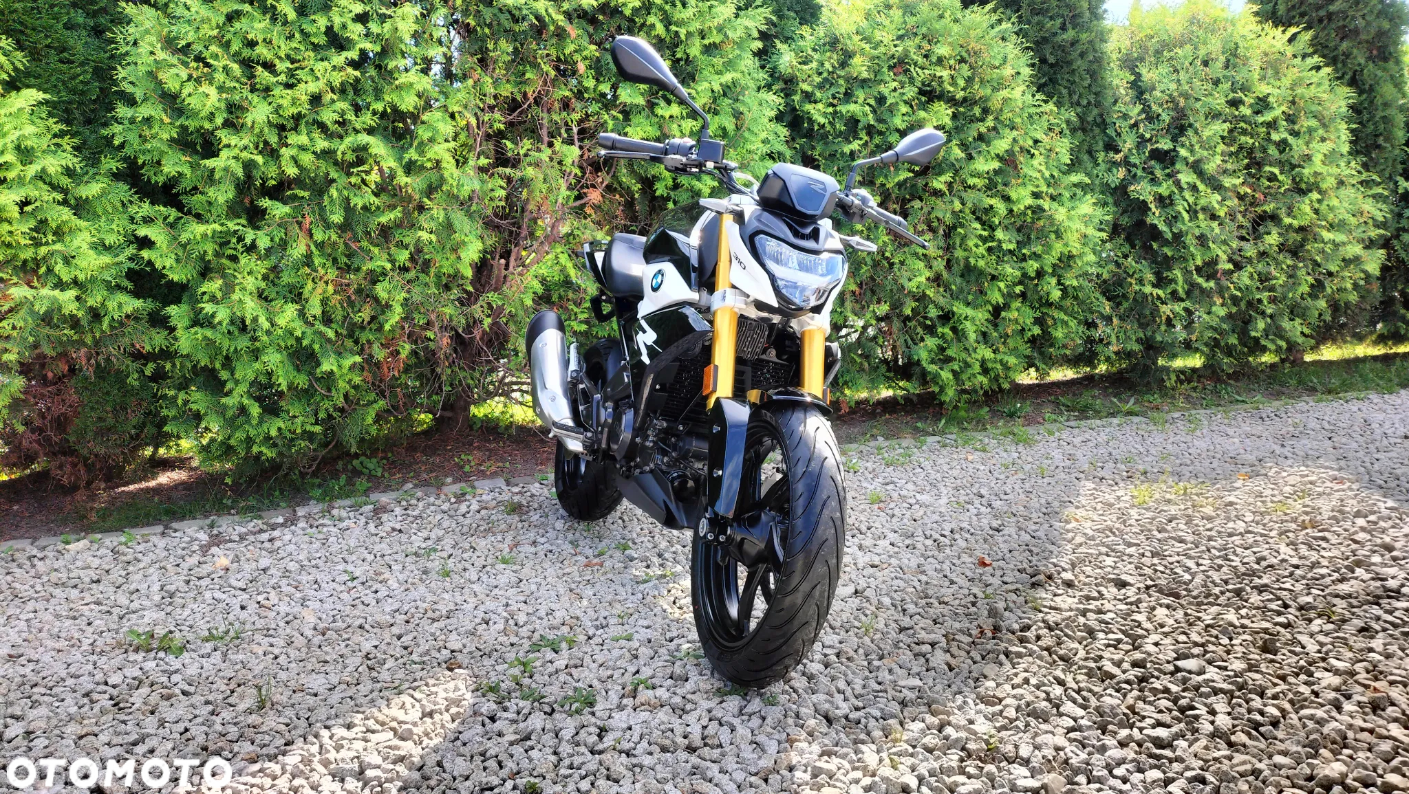 BMW G - 3