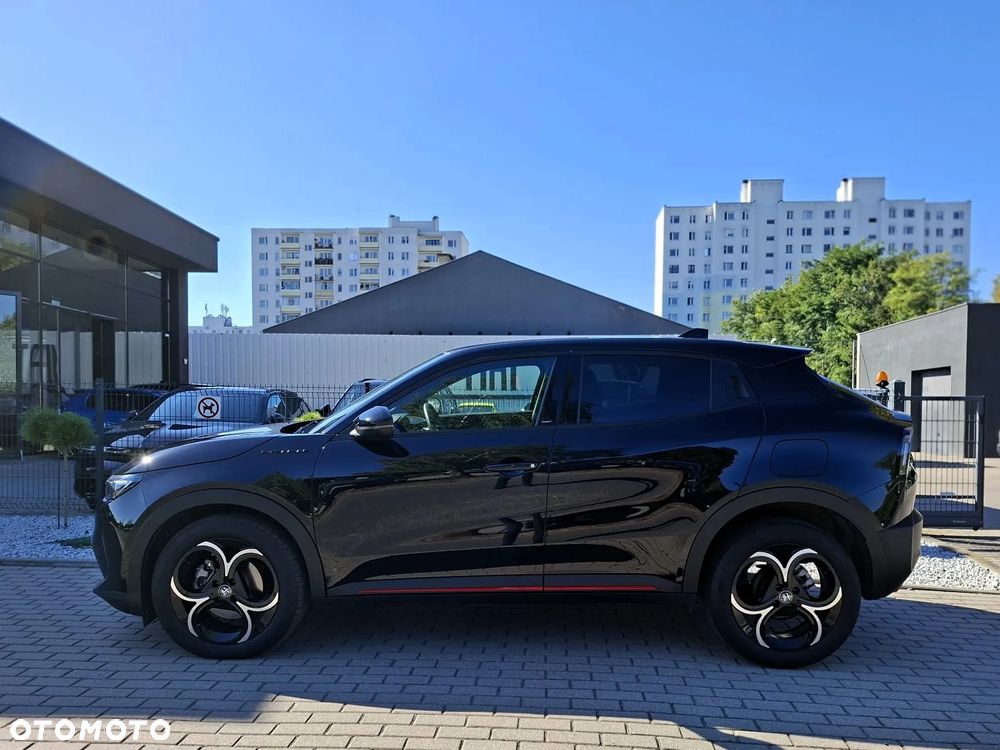 Alfa Romeo Junior 1.2 mHEV Ibrida Speciale eDCT - 4