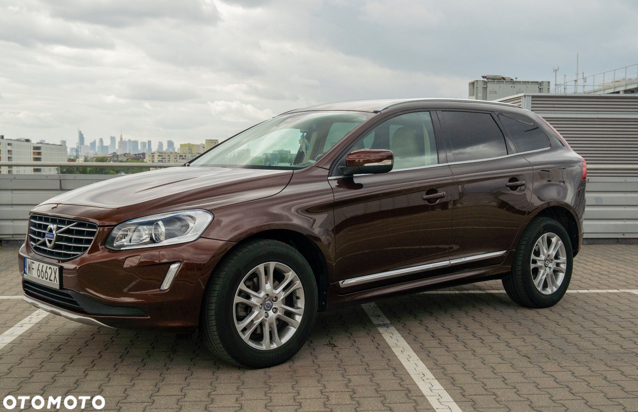 Volvo XC 60 D5 AWD Kinetic - 1