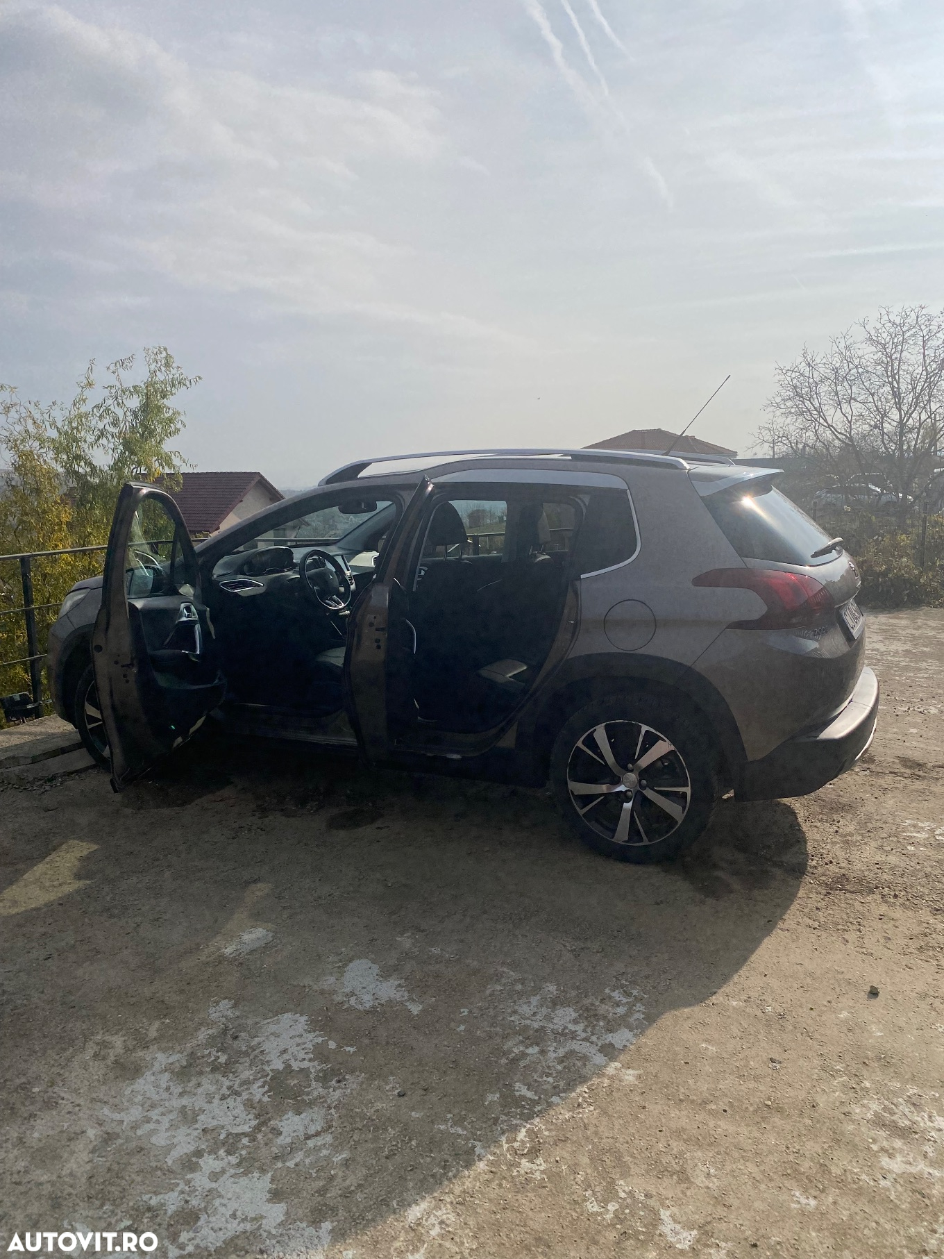 Peugeot 2008 - 5