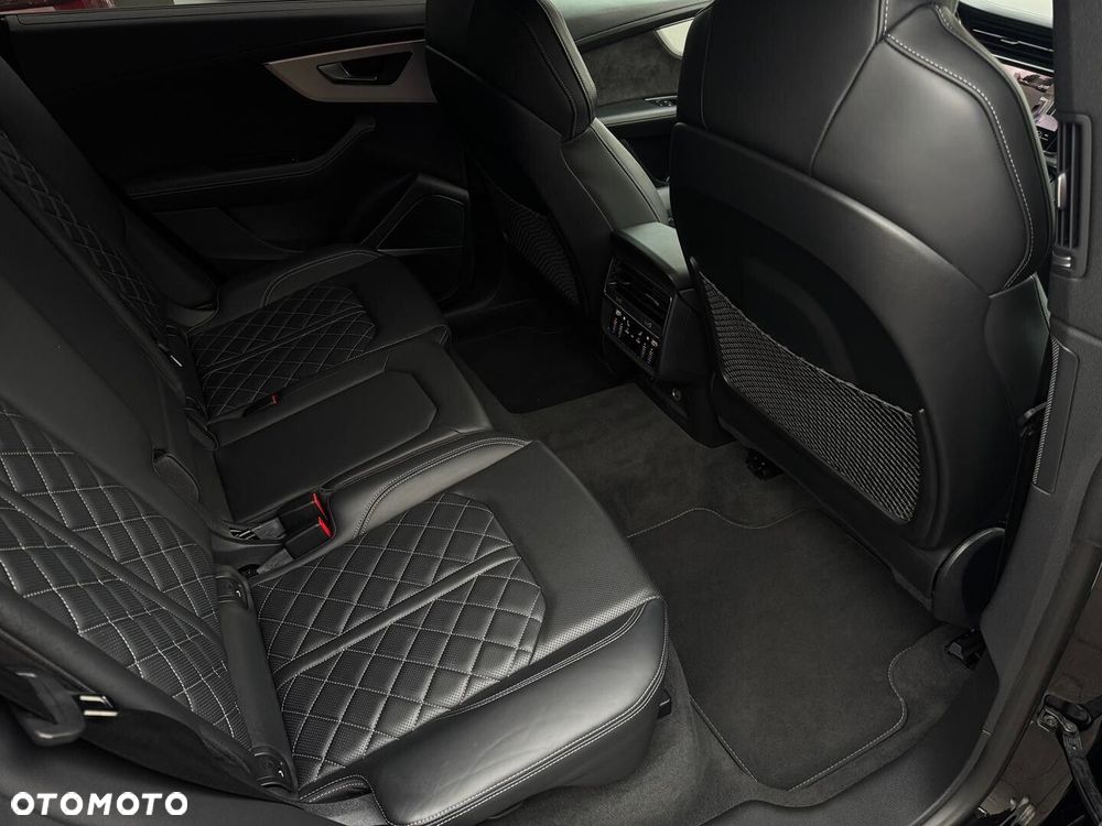 Audi SQ8 - 18