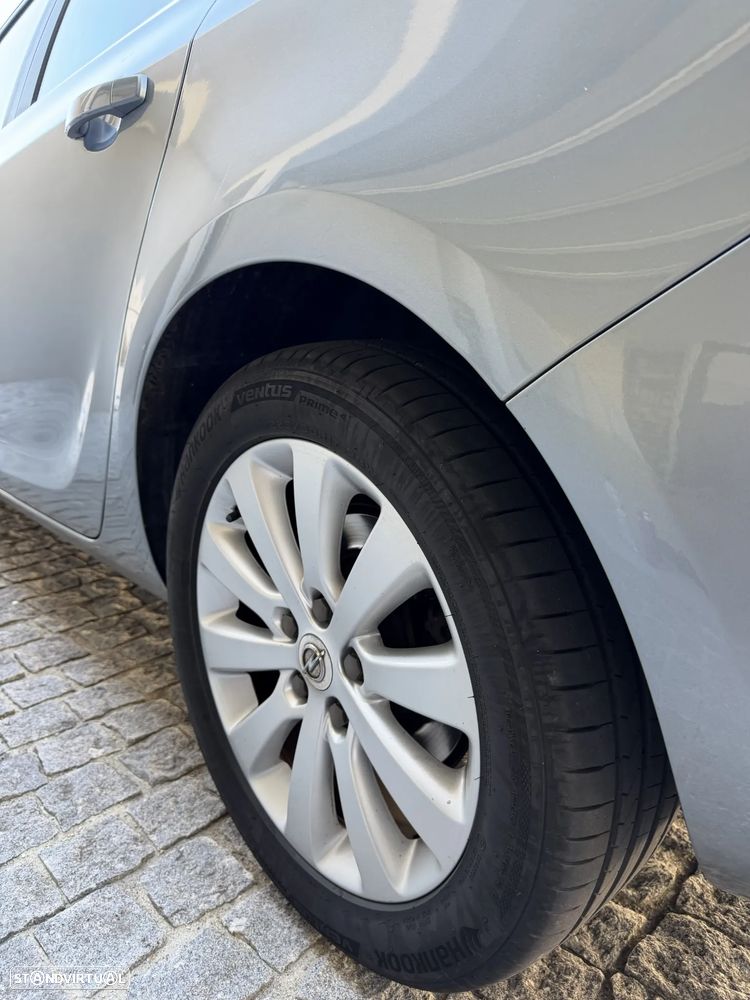 Opel Astra Sports Tourer - 5
