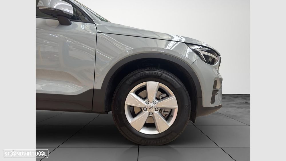 Volvo XC 40 2.0 B3 Essential - 9