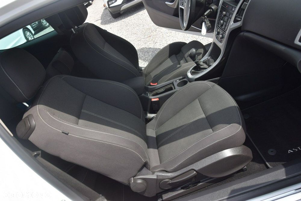 Opel Astra 1.4 Turbo Innovation - 37