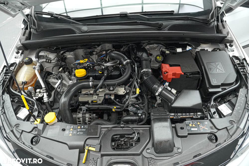 Renault Clio TCe 90 BUSINESS EDITION - 24
