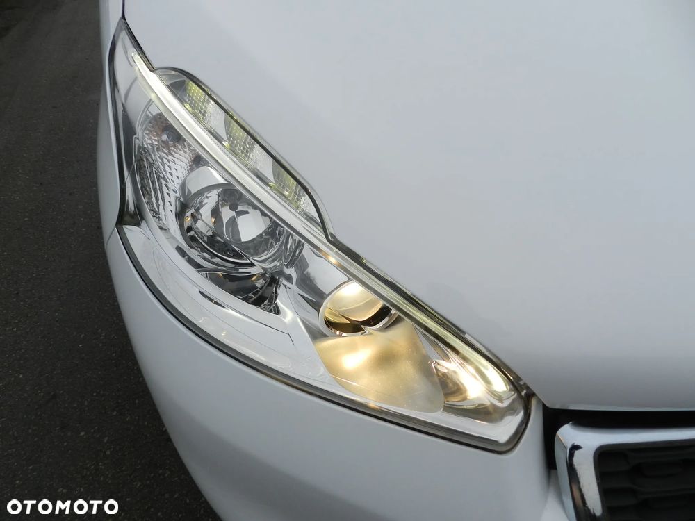 Peugeot 208 1.2 PureTech Active - 32