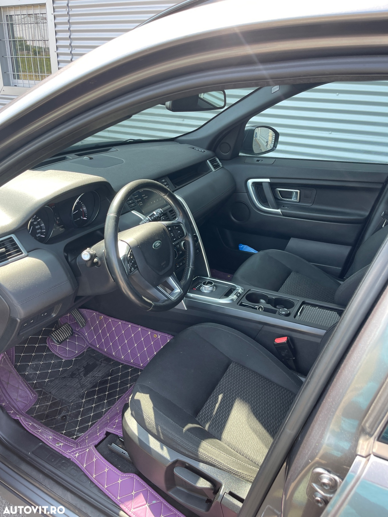Land Rover Discovery Sport - 10