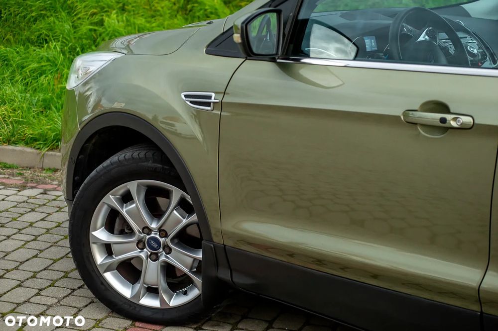 Ford Kuga 2.0 TDCi 4x4 Titanium - 12