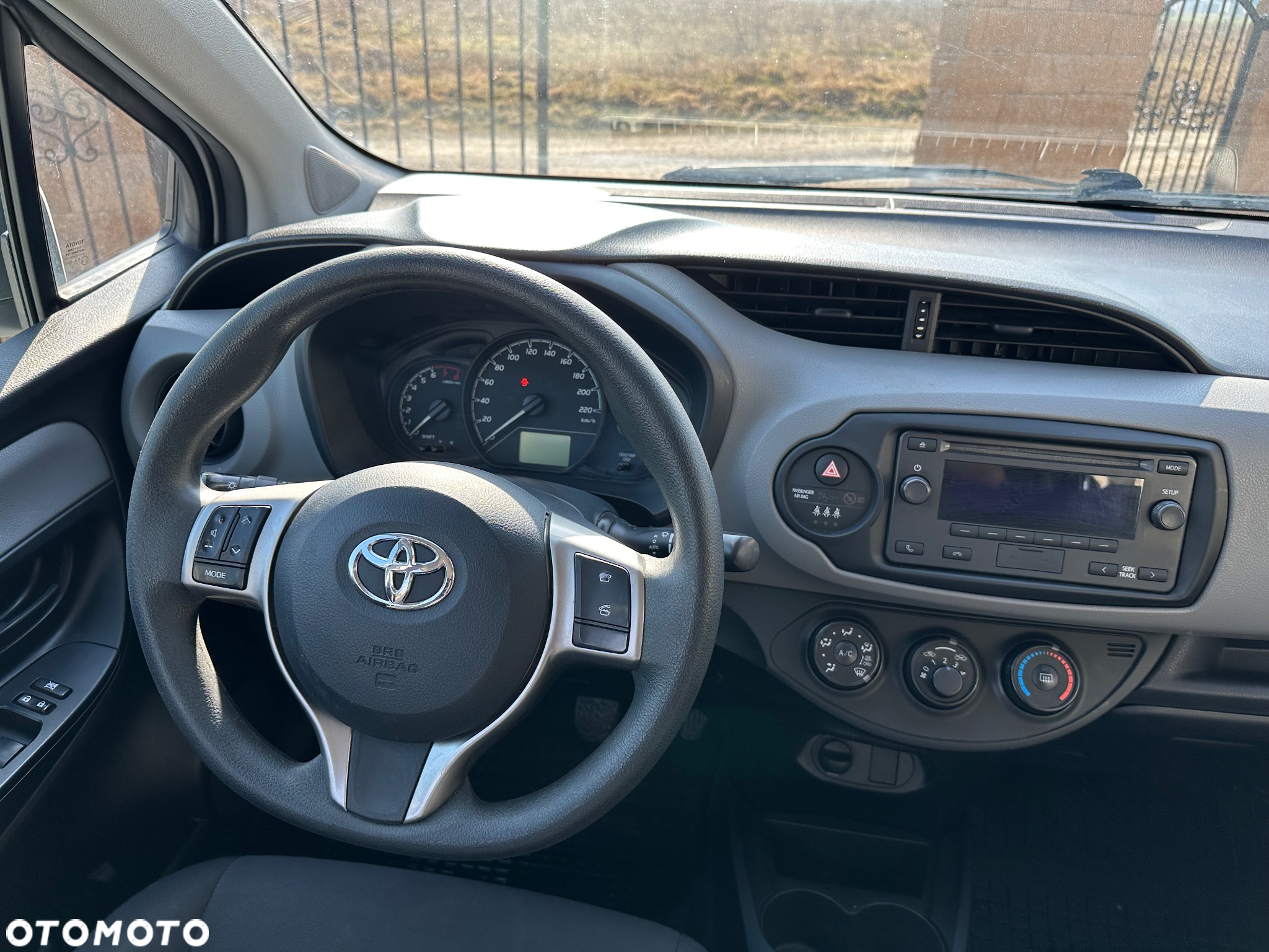 Toyota Yaris 1.0 Life - 19