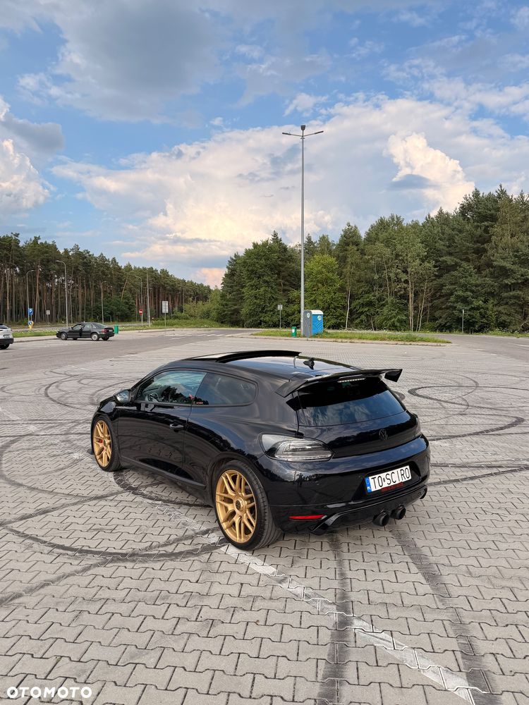 Volkswagen Scirocco 2.0 TDI DSG Edition - 3