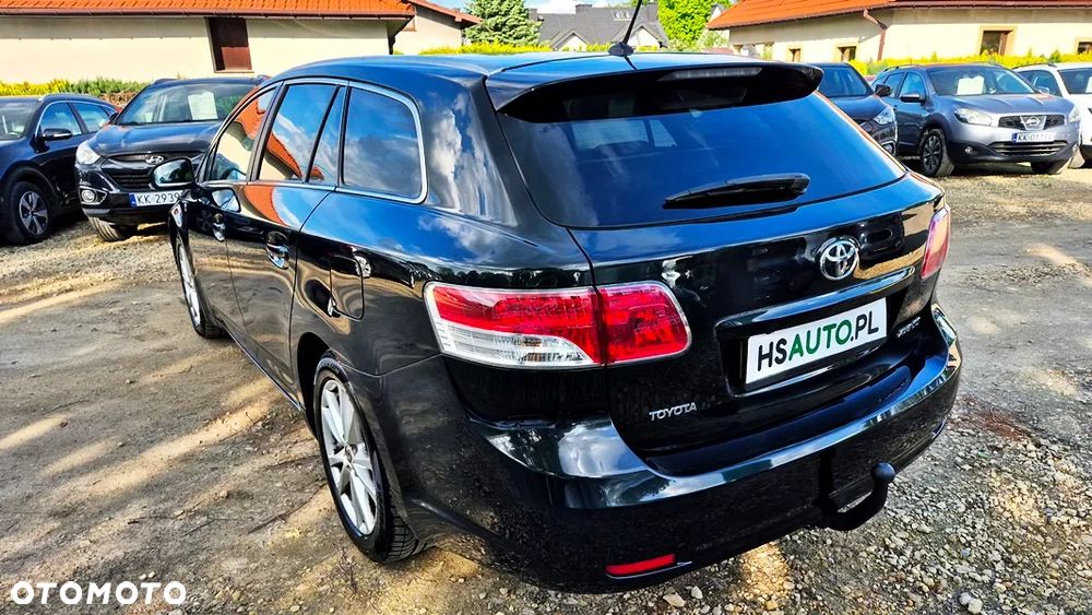 Toyota Avensis Touring Sports 1.8 Executive - 20