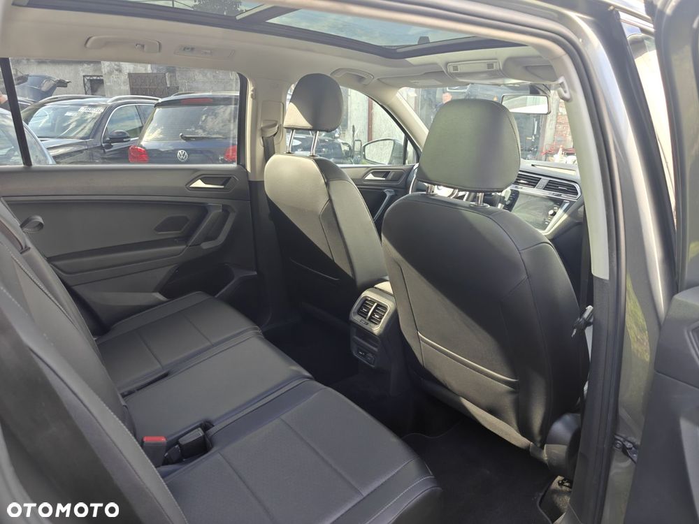 Volkswagen Tiguan - 13