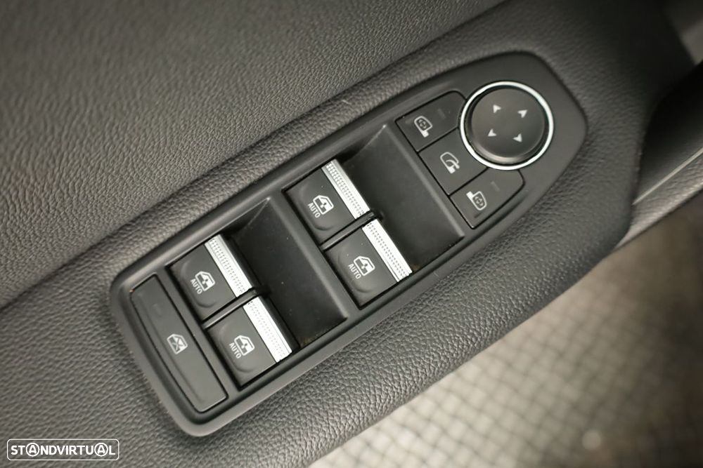Renault Captur 1.0 TCe Techno - 21