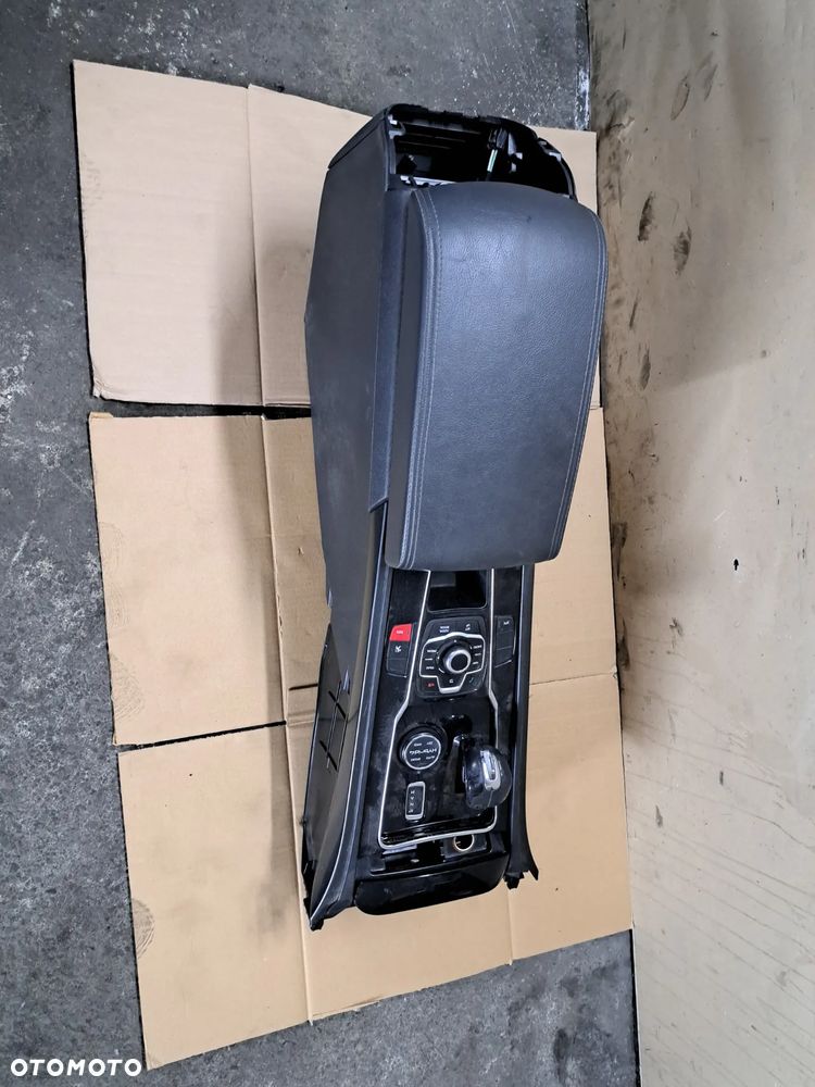 Peugeot 508 I podłokietnik tunel środkowy automat nawigacja piano black - 1