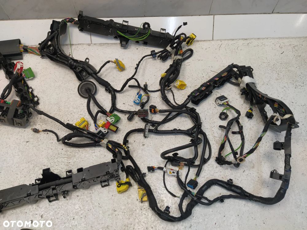 PEUGEOT 208 II PRZEWODY KABLE INSTALACJA WIĄZKA KABINY WNĘTRZA ORYGINAŁ - 5