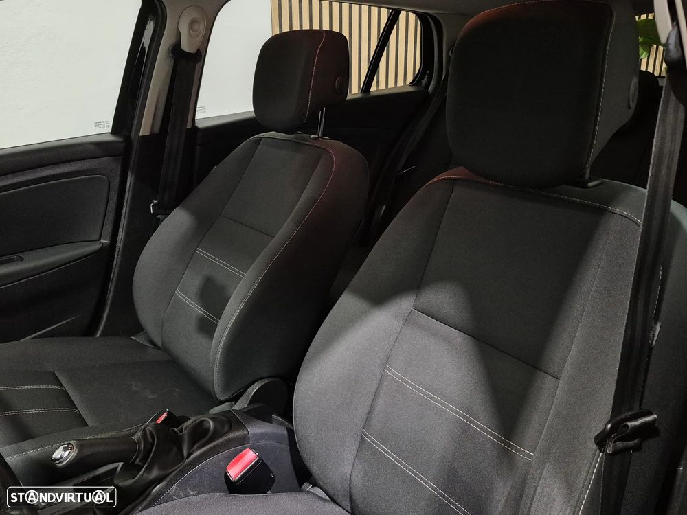 Renault Mégane Sport Tourer 1.5 dCi Confort SS - 18