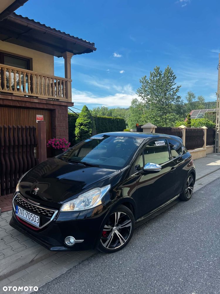 Peugeot 208 - 14