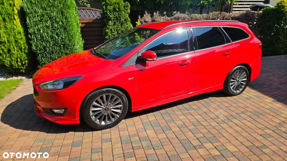 Ford Focus Turnier 1.0 EcoBoost Start-Stopp-System ST-LINE - 5