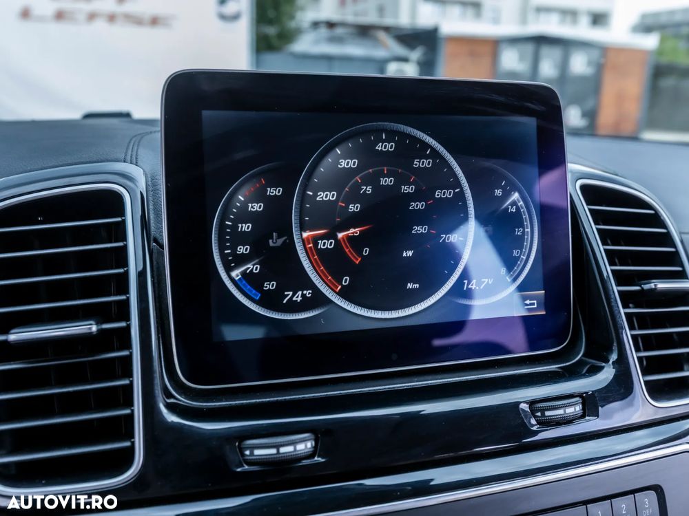 Mercedes-Benz GLE 350 d 4MATIC - 29