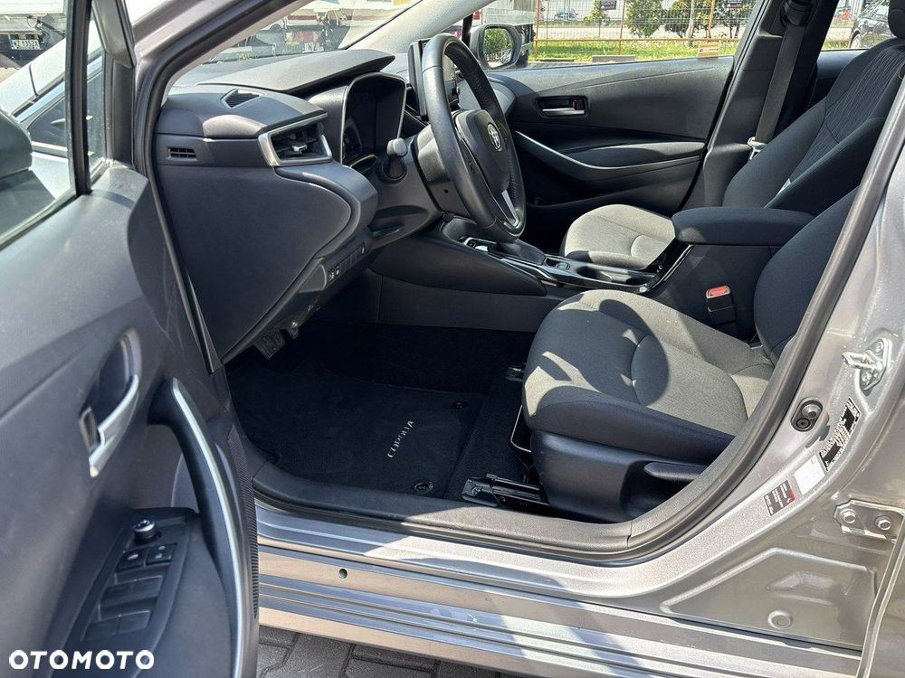 Toyota Corolla 1.5 Comfort - 11