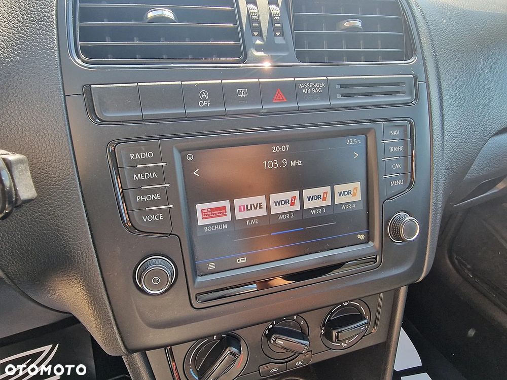 Volkswagen Polo - 15