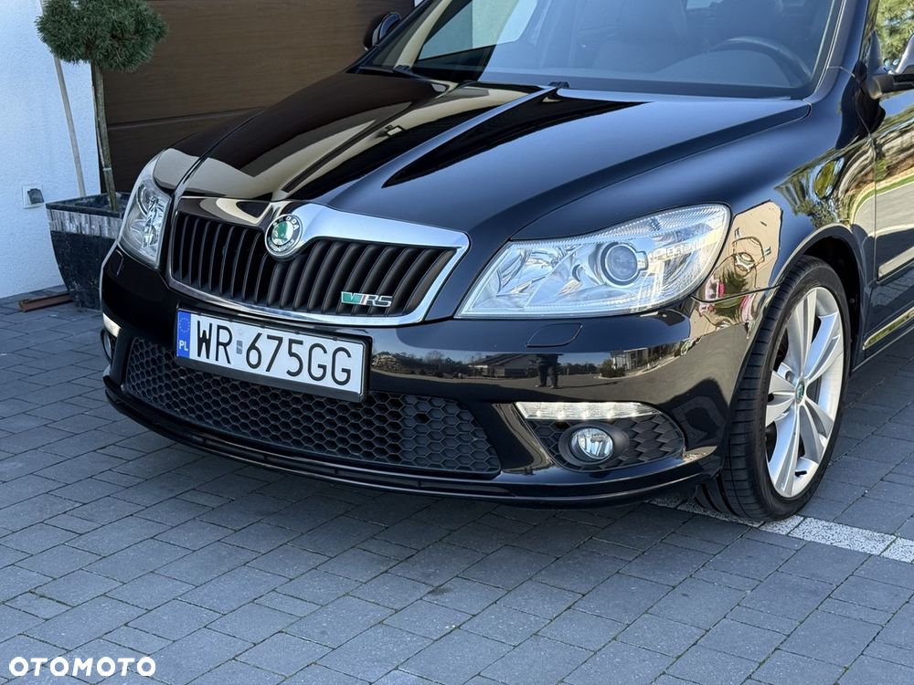 Skoda Octavia 2.0 TSI RS - 33