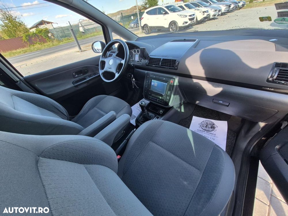 Volkswagen Sharan - 13
